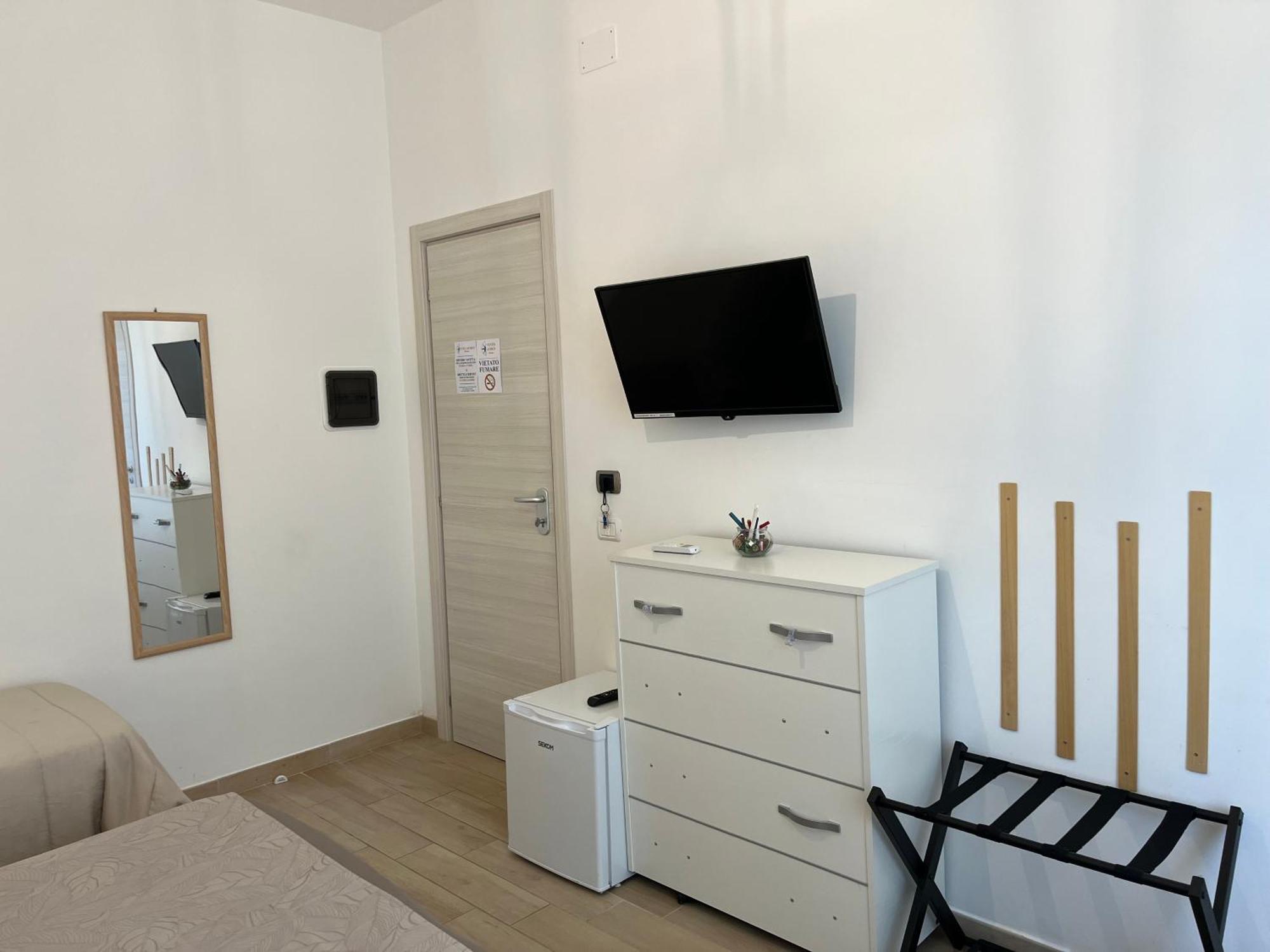 B&B Vento Aureo Rooms Milazzo Bagian luar foto