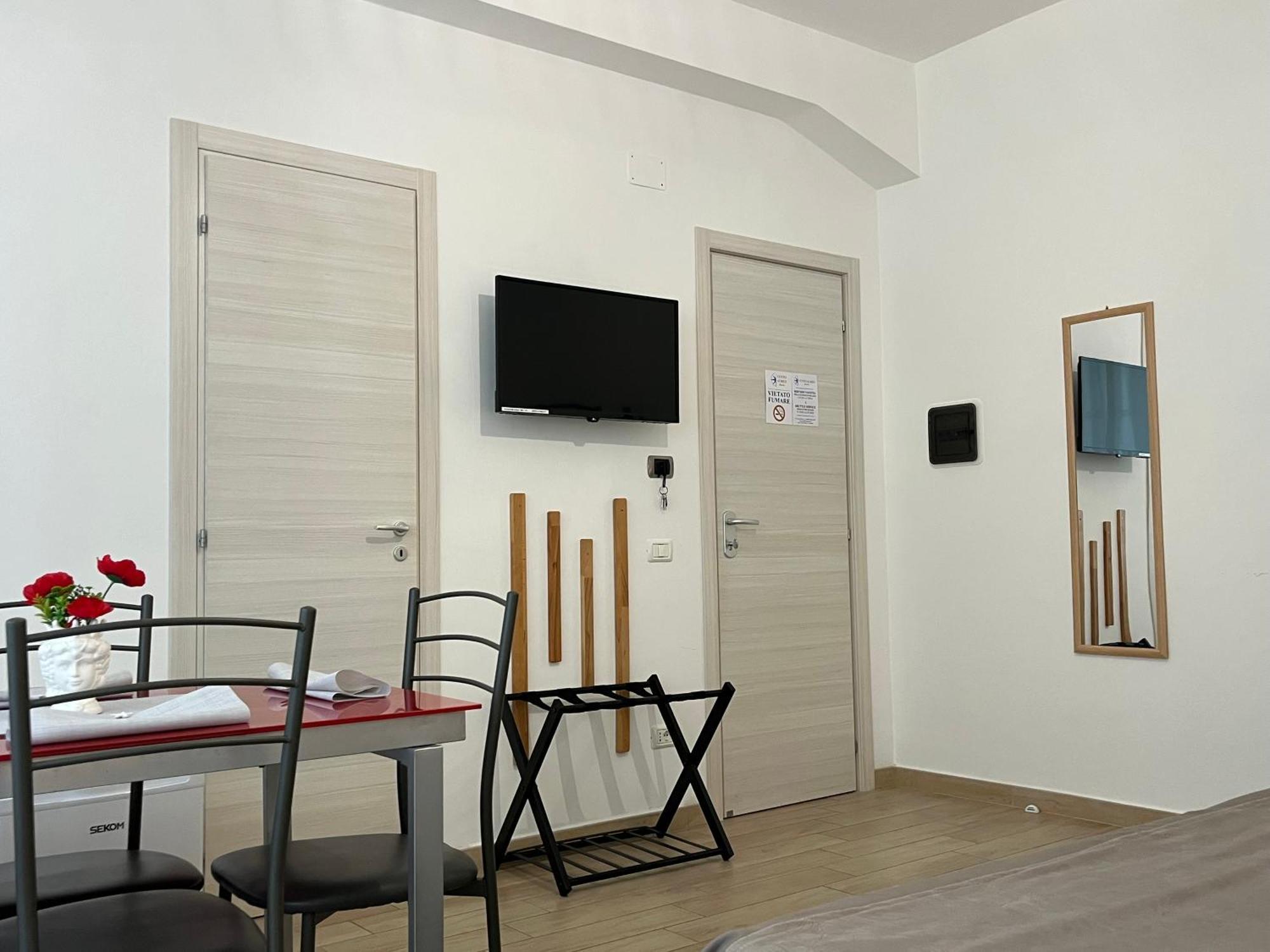 B&B Vento Aureo Rooms Milazzo Bagian luar foto